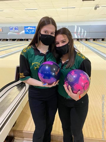 Aviana Ordonez and Nina Frees Salina South